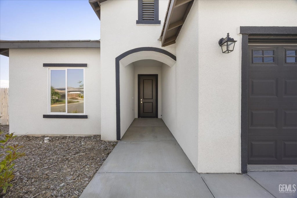 Photo of 6213 Bountiful Hills Drive, Bakersfield, CA 93306 (MLS # 202603939)