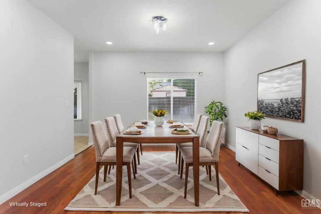 Photo of 1101 Sayword Court, Bakersfield, CA 93312 (MLS # 202606018)