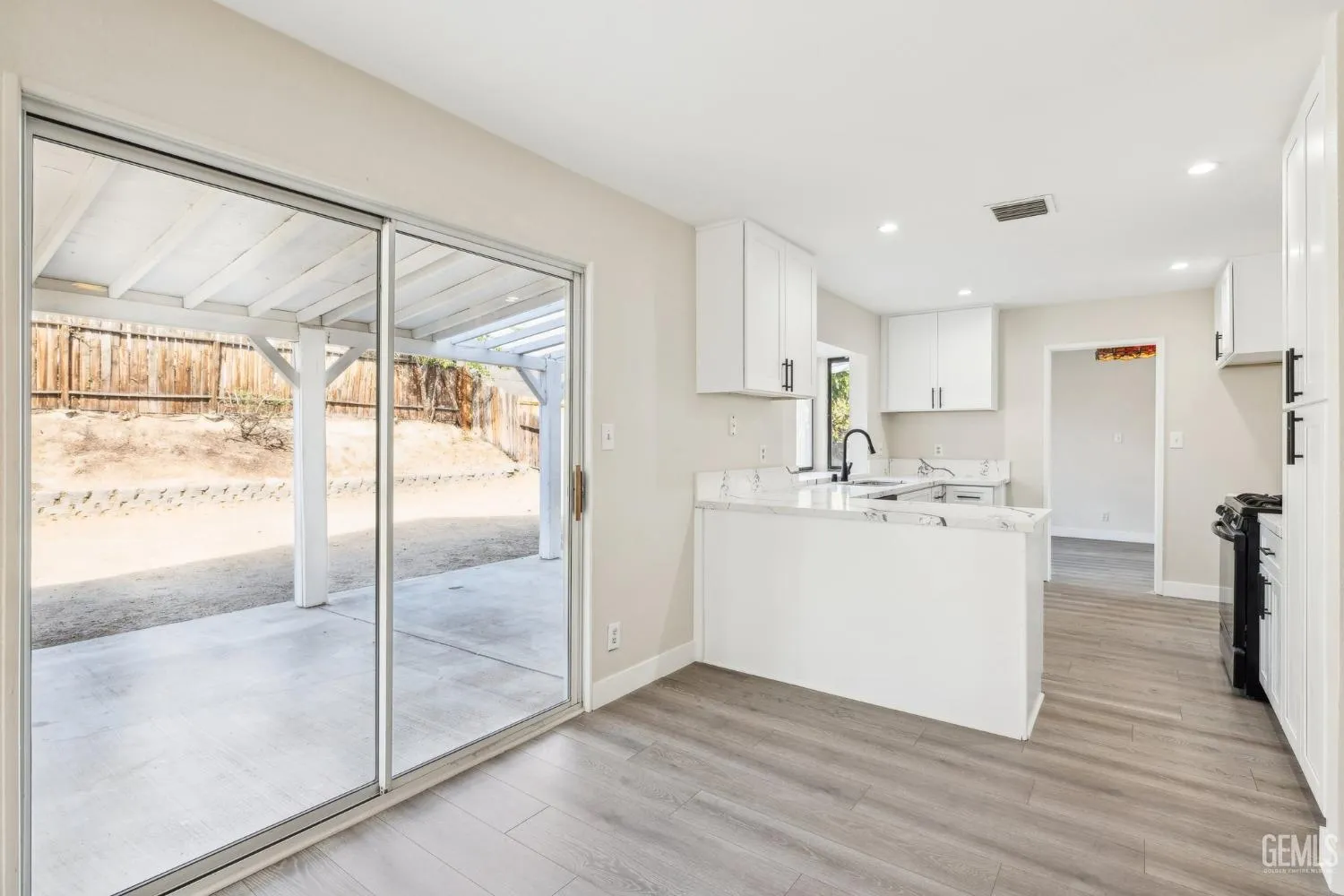 Palmdale, California 93550, United States, 3 Bedrooms Bedrooms, ,3 BathroomsBathrooms,Residential,Active,22684