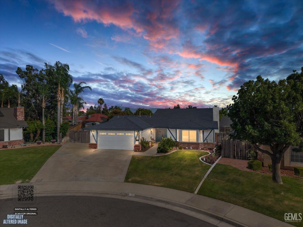 Photo of 605 Nettle Place, Bakersfield, CA 93308 (MLS # 202608655)