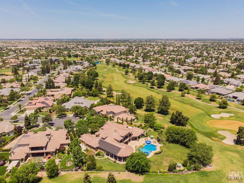 Photo of 11312 Harrington Street, Bakersfield, CA 93311 (MLS # 202600822)