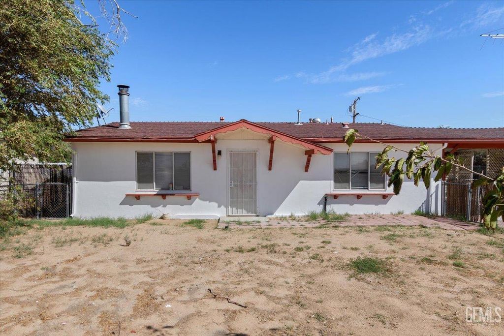Photo of 13324 Gulf Street, North Edwards, CA 93523 (MLS # 202511305)