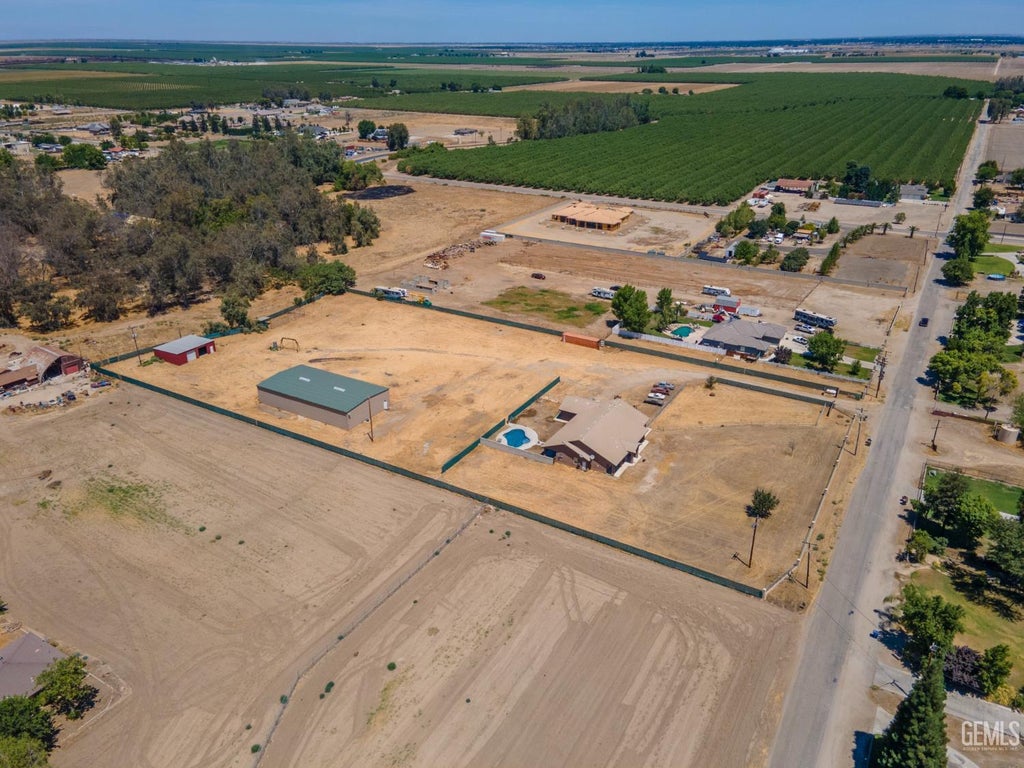 Photo of 13111 Eberle Road, Bakersfield, CA 93313 (MLS # 202607671)
