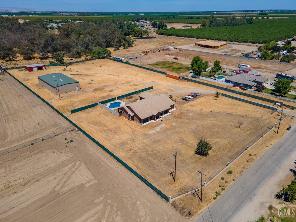 Photo of 13111 Eberle Road, Bakersfield, CA 93313 (MLS # 202607671)