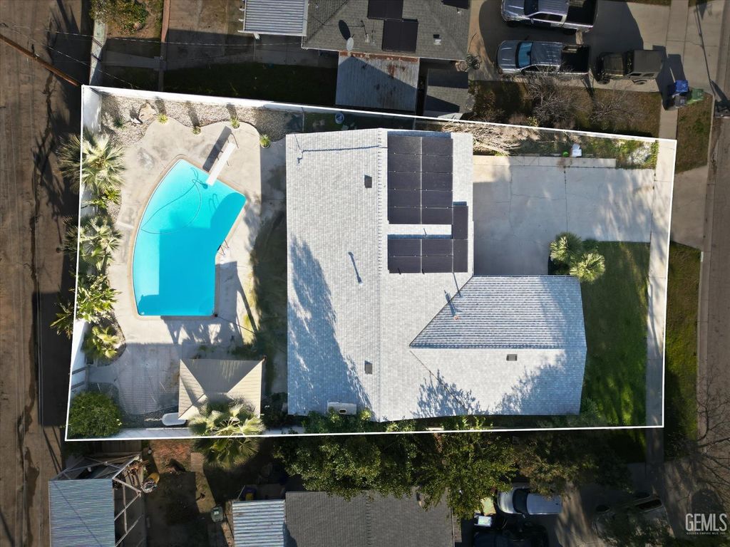 Photo of 917 2nd Street, Taft, CA 93268 (MLS # 202600963)