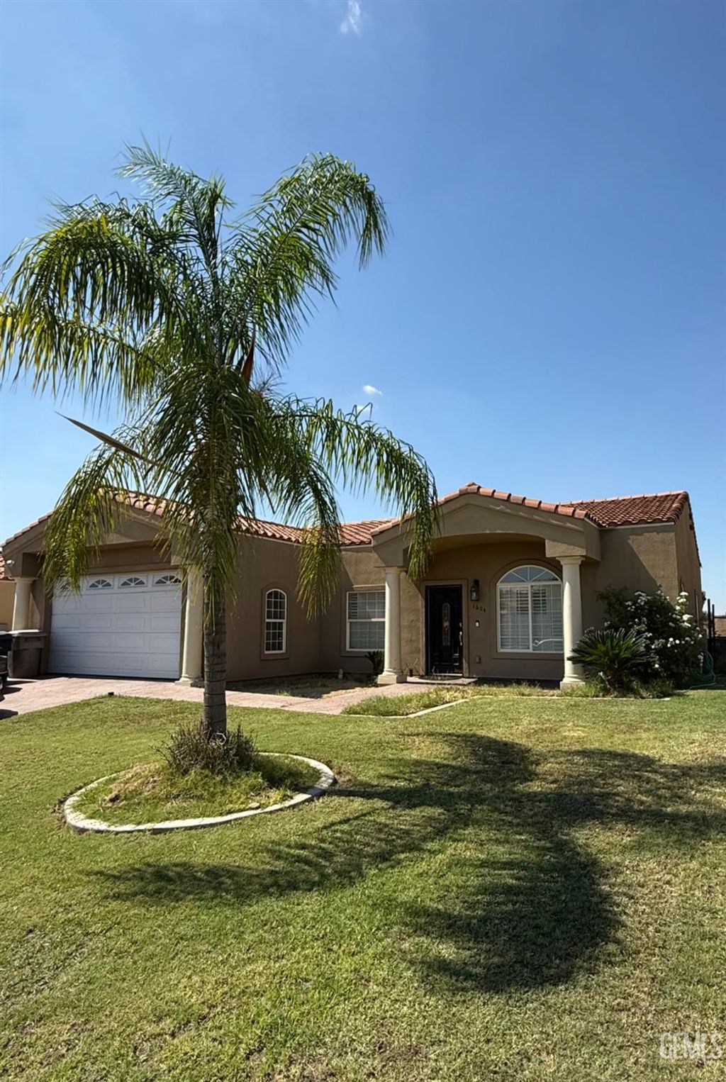 Photo of 1604 Sueno Street, Bakersfield, CA 93306 (MLS # 202511084)