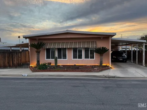 4213 Prince St., Bakersfield, CA 93301 - MLS#: 202503069