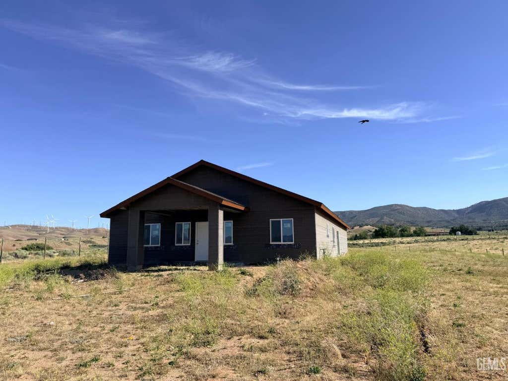 Photo of 18701 maurice Way, Tehachapi, CA 93561 (MLS # 202606646)