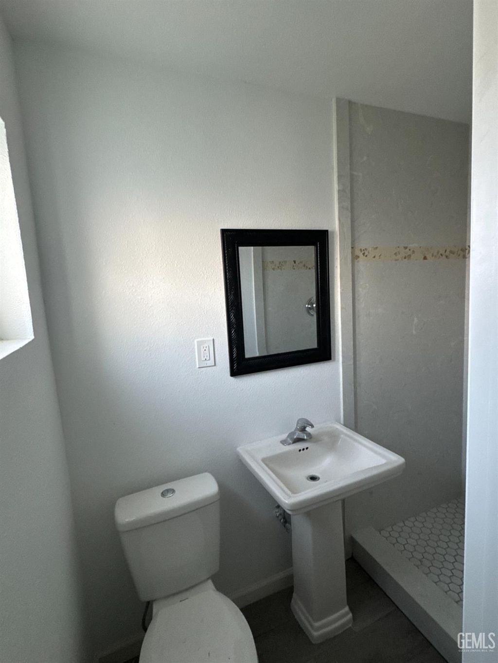 Photo of 2605 Pacheco Road, Bakersfield, CA 93304 (MLS # 202510155)