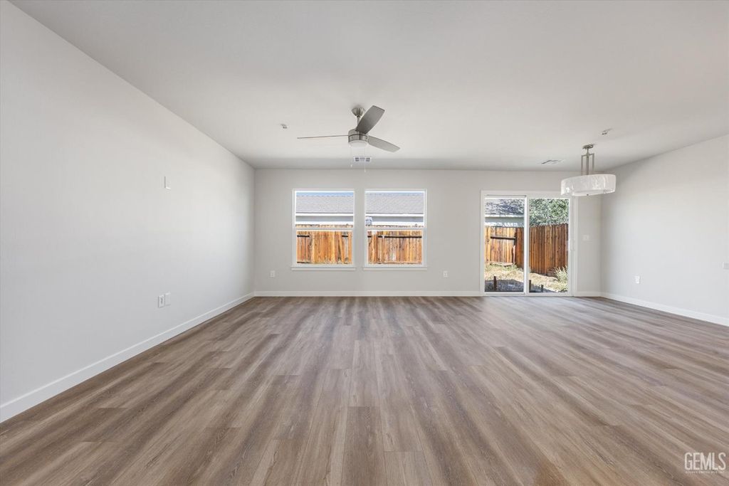 Photo of 21153 Conklin Boulevard, California City, CA 93505 (MLS # 202511262)