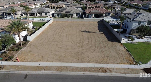 12428 CORNELIA WAY, BAKERSFIELD, CA 93311 - Image 2efdbe84e8ea18f3d4bd08ca9ead09ba/1976349752