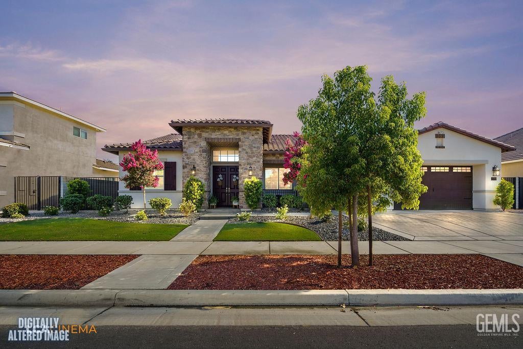 Photo of 11702 Raindrop Lane, Bakersfield, CA 93311 (MLS # 202609870)