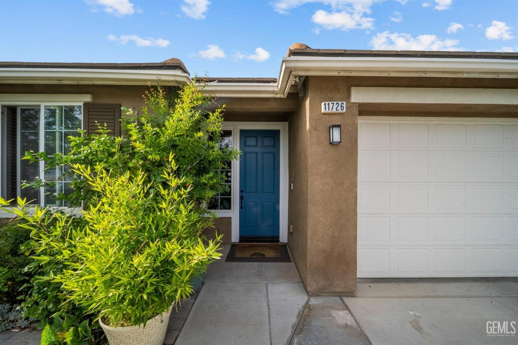 Photo of 11726 Christmas Rose Dr DR, Bakersfield, CA 93311 (MLS # 202605550)