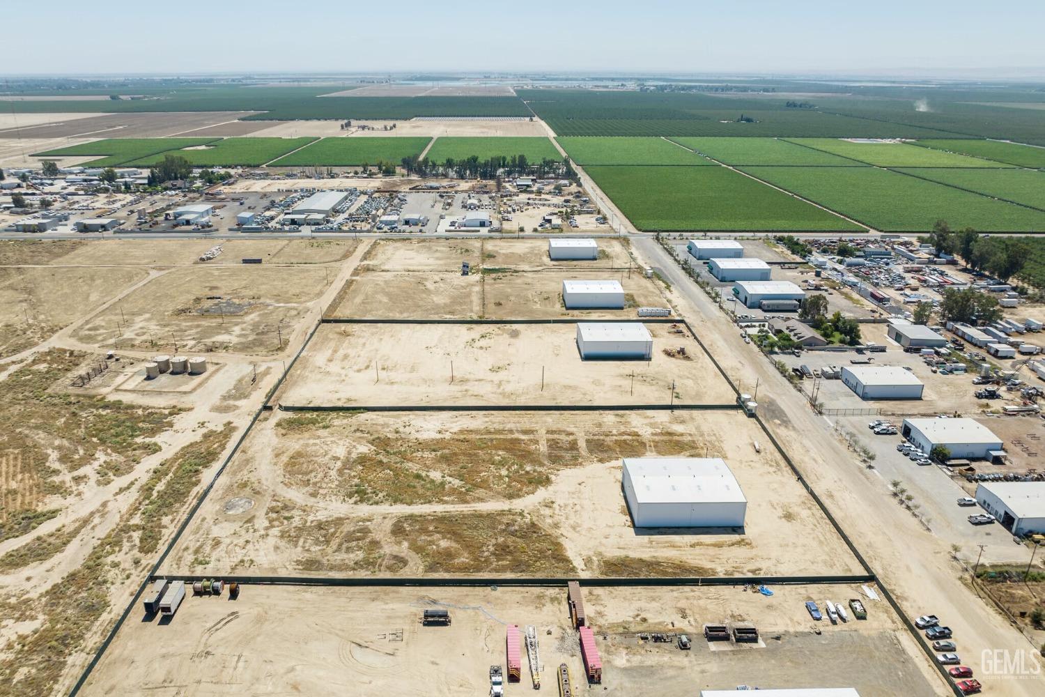 Bakersfield, California 93314, United States, ,Commercial,Active,64204