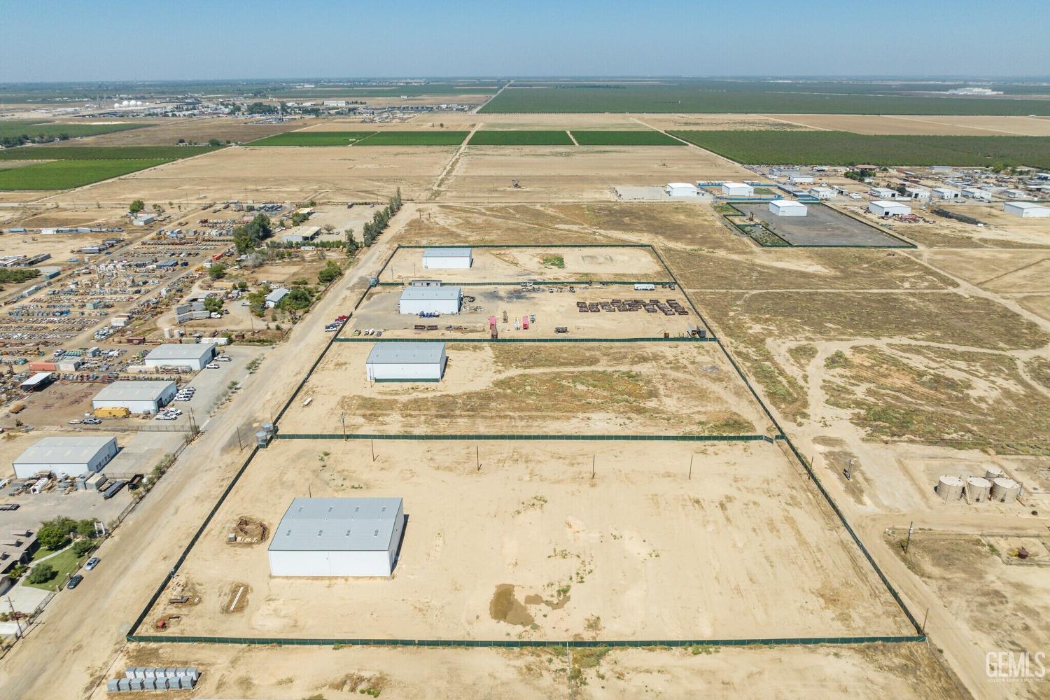 Bakersfield, California 93314, United States, ,Commercial,Active,64204