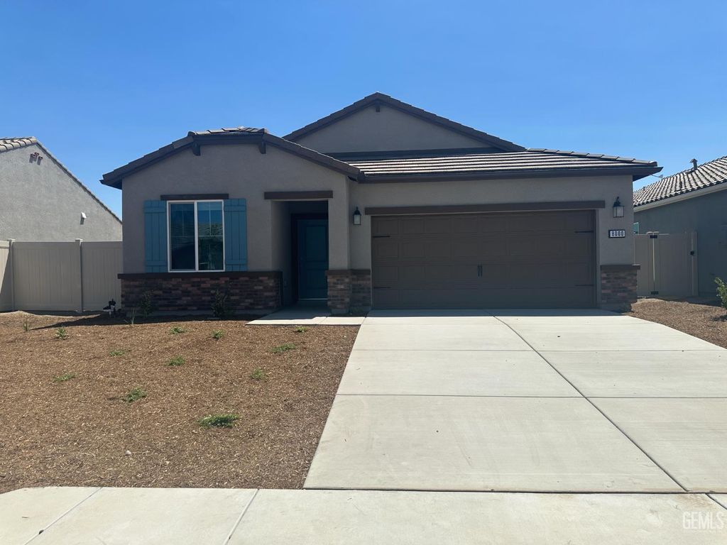 Photo of 7906 Blueberry Avenue, Bakersfield, CA 93313 (MLS # 202511246)