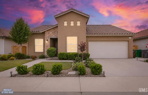 Photo of 3317 Whispering Forest Lane, Shafter, CA 93263 (MLS # 202610389)