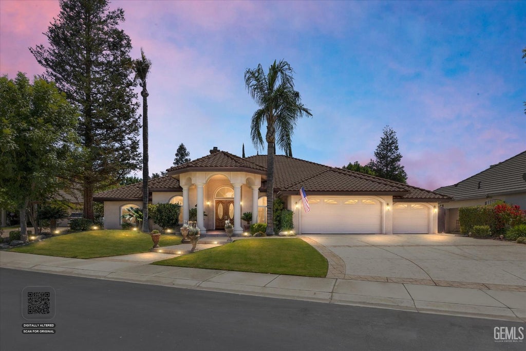 Photo of 4618 Islands Drive, Bakersfield, CA 93312 (MLS # 202607622)