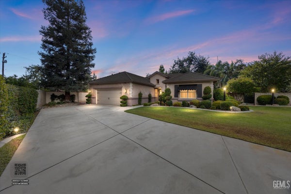 3223 PEACE ROSE ST, BAKERSFIELD, CA 93311 - Image 3340e144fc50c280582ab7fe7e98b8f0/1357612467