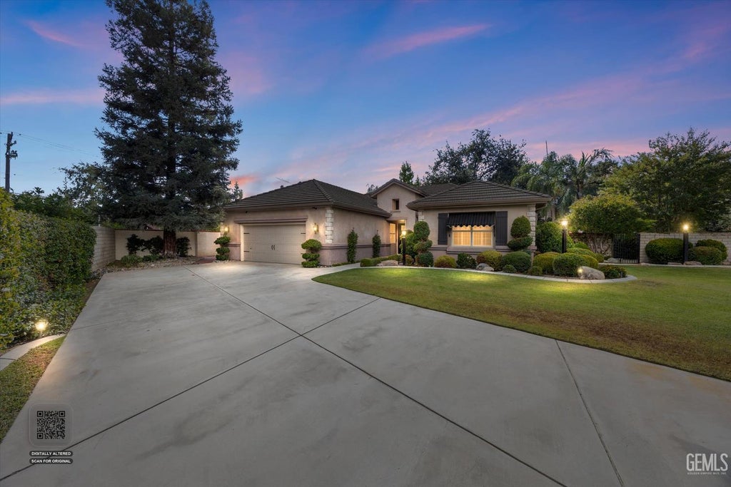 Photo of 3223 Peace Rose Street, Bakersfield, CA 93311 (MLS # 202609692)