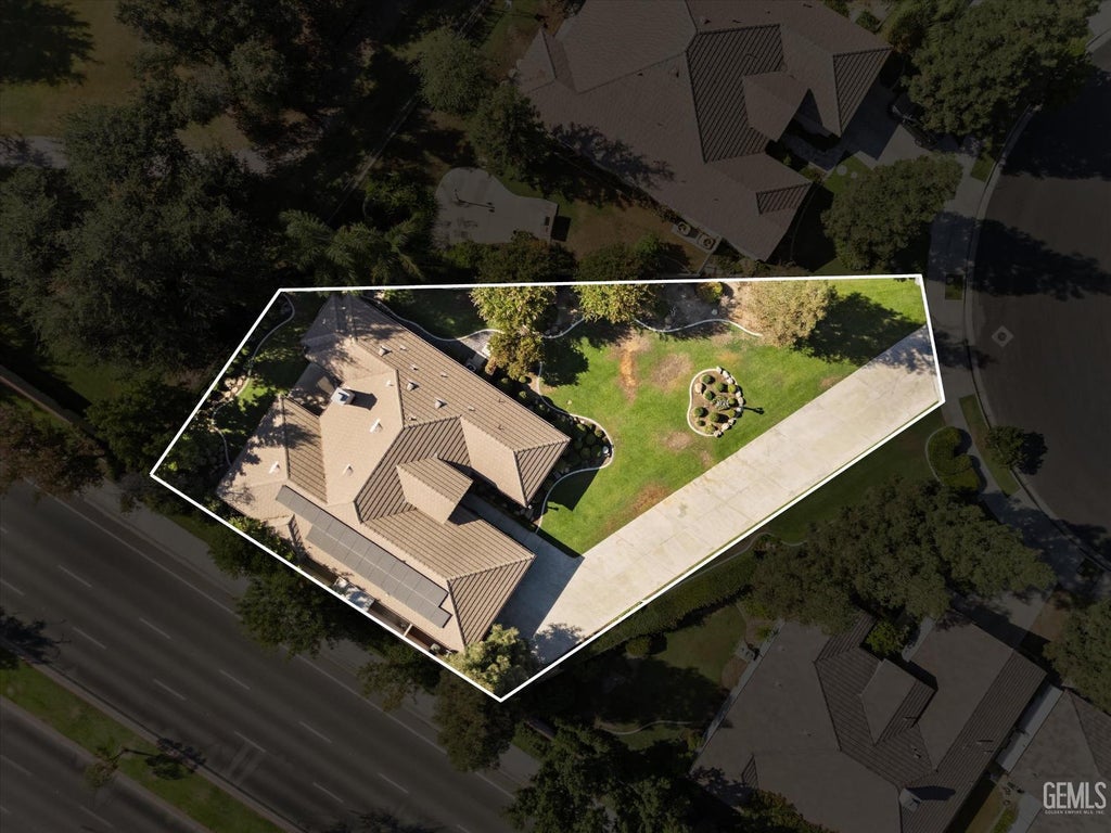 Photo of 3223 Peace Rose Street, Bakersfield, CA 93311 (MLS # 202609692)