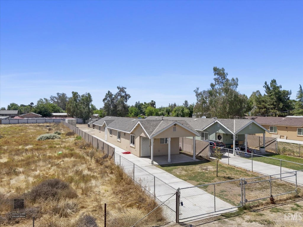 Photo of 5441 Bussell Road, Bakersfield, CA 93314 (MLS # 202605253)