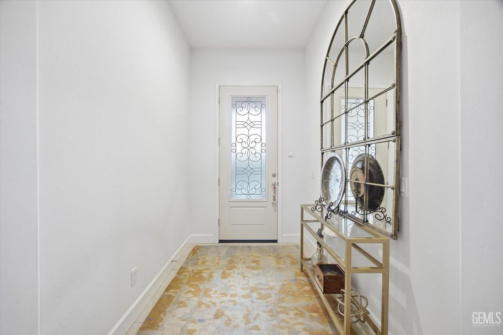 Photo of 9106 Del Palma Drive, Bakersfield, CA 93314 (MLS # 202600704)