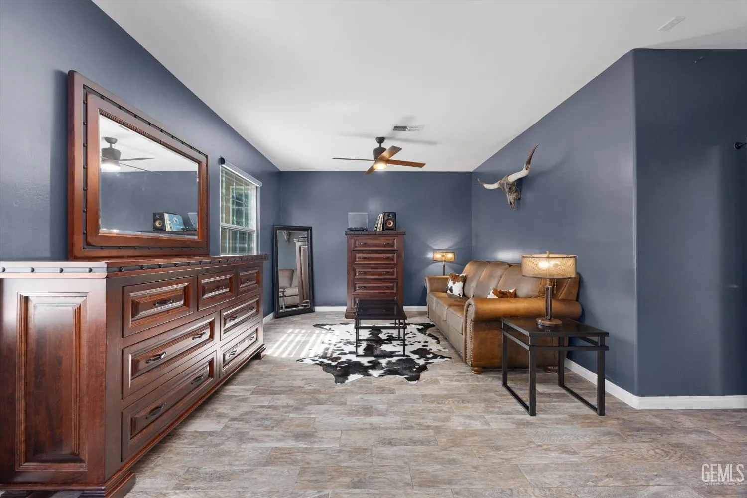 Bakersfield, California 93312, United States, 3 Bedrooms Bedrooms, ,3 BathroomsBathrooms,Residential,Active,216283