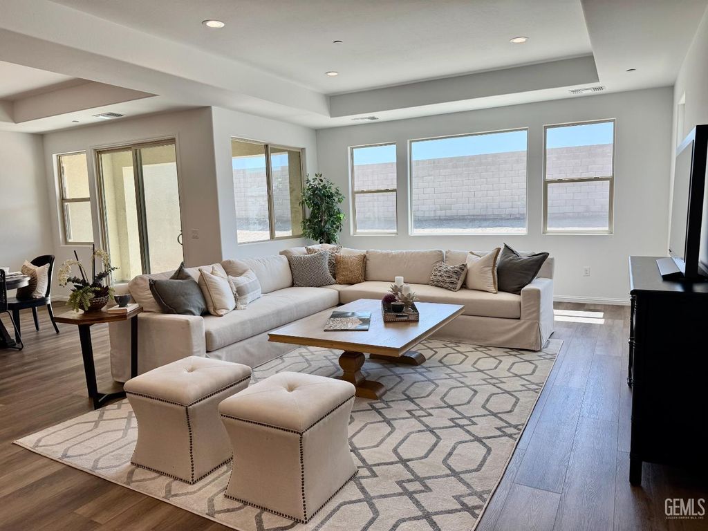 Photo of 14303 Addleston Lane, Bakersfield, CA 93311 (MLS # 202511121)