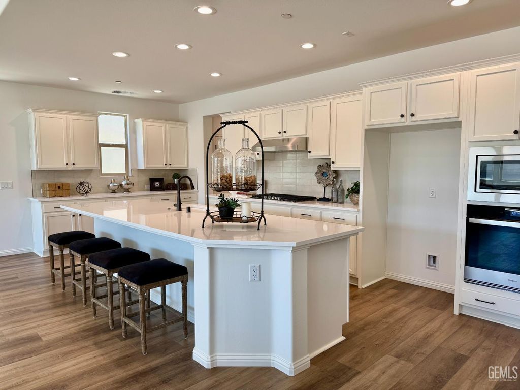 Photo of 14303 Addleston Lane, Bakersfield, CA 93311 (MLS # 202511121)