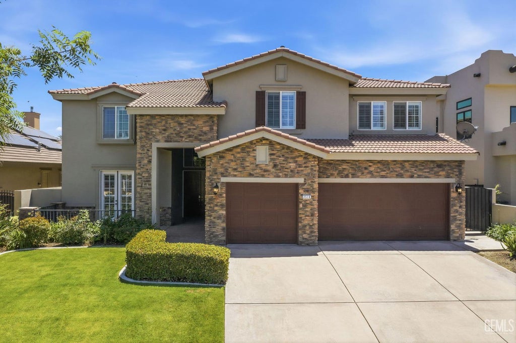 Photo of 2510 Edingal Drive, Bakersfield, CA 93311 (MLS # 202608252)
