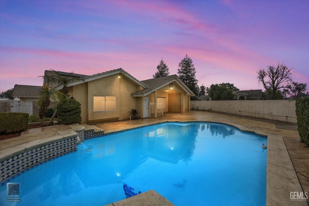 Photo of 8119 Willoughby Court, Bakersfield, CA 93313 (MLS # 202600706)