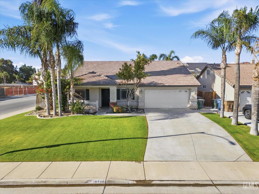Photo of 10720 Anacostia Way, Bakersfield, CA 93311 (MLS # 202600828)