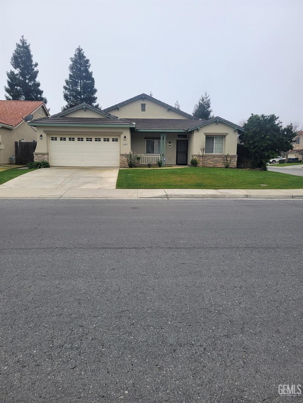 Photo of 5103 Vista Del Mar Avenue, Bakersfield, CA 93311 (MLS # 202600914)