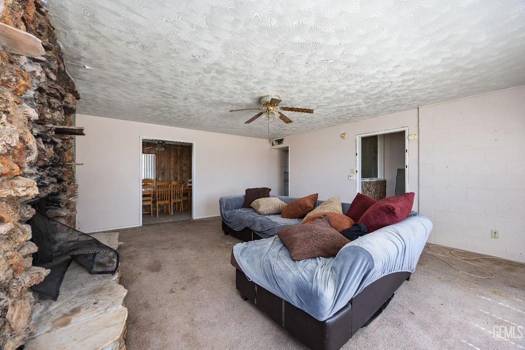 Photo of 16621 Glendower Avenue, North Edwards, CA 93523 (MLS # 202510901)