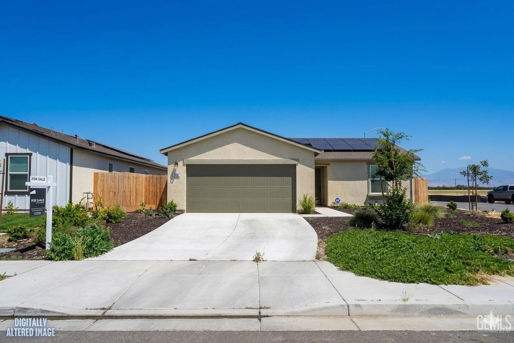 Photo of 0 2025 Quarrenden ln Ln, Bakersfield, CA 93307 (MLS # 202607729)