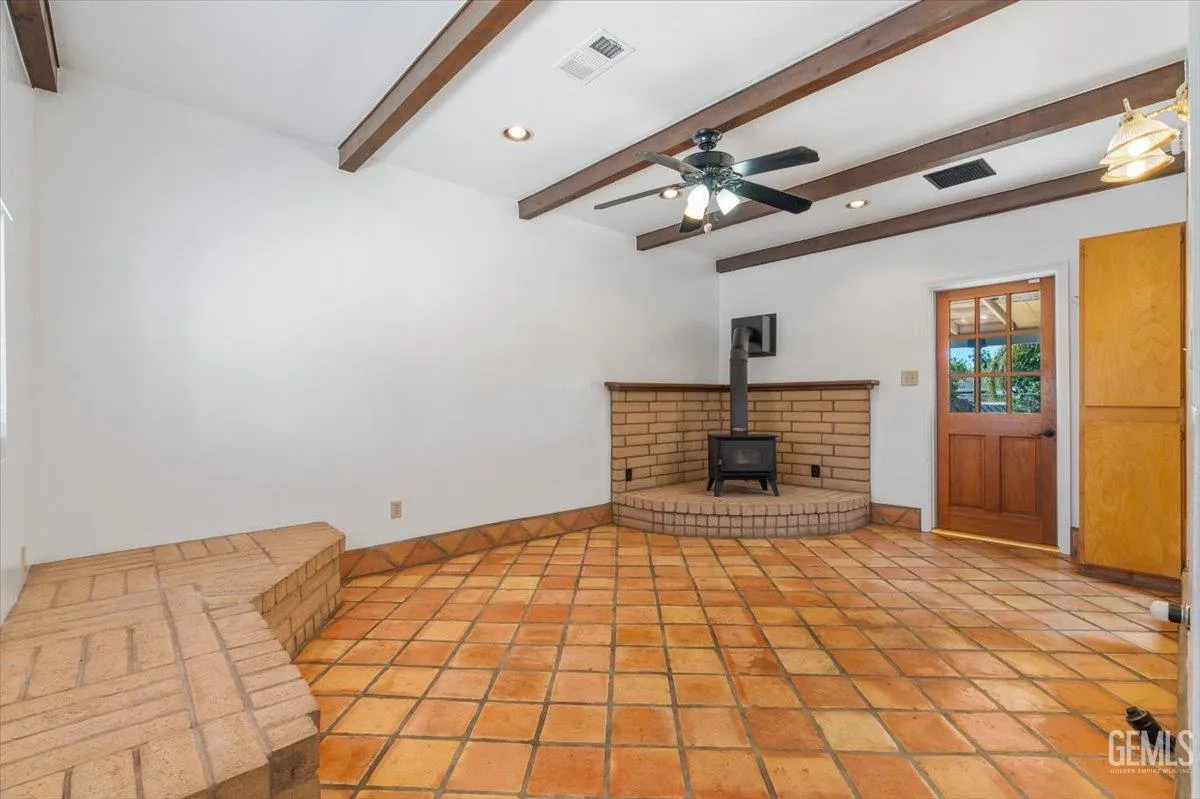 Bakersfield, California 93306, United States, 2 Bedrooms Bedrooms, ,1 BathroomBathrooms,Residential,Active,204559