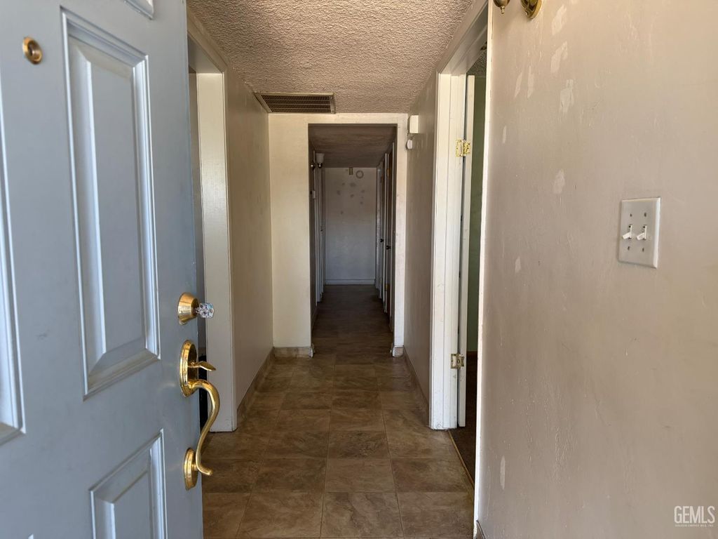 Photo of 4508 Brunswick Street, Bakersfield, CA 93307 (MLS # 202607944)