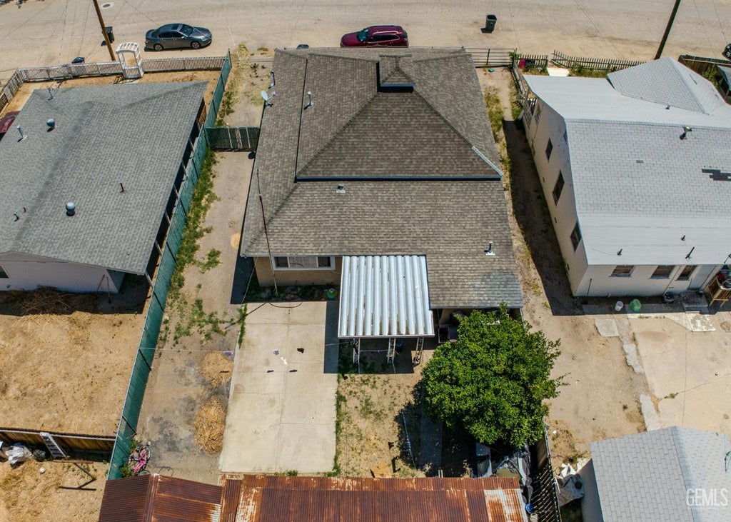 Photo of 331 Adeline Street, Maricopa, CA 93252 (MLS # 202609962)