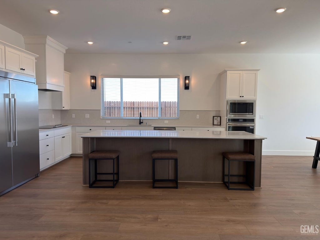 Photo of 8301 Merrion Square Avenue, Bakersfield, CA 93311 (MLS # 202610375)