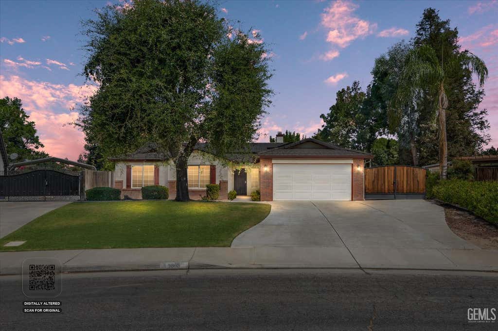 Photo of 5808 San Pierre Court, Bakersfield, CA 93308 (MLS # 202607628)