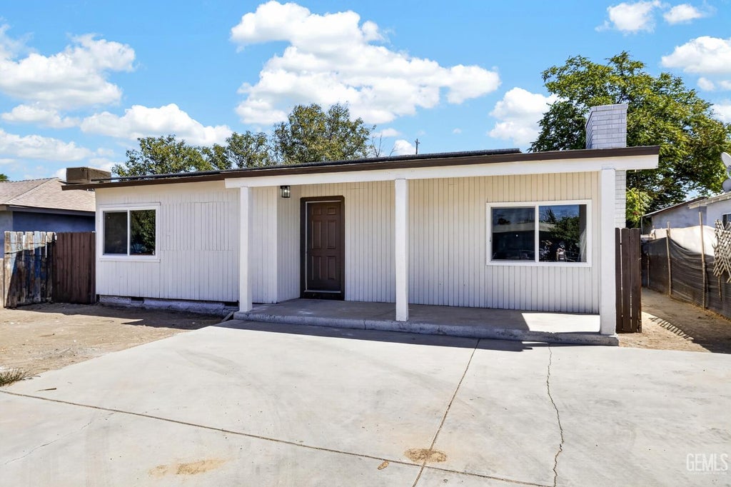 Photo of 1858 Gaston Street, Wasco, CA 93280 (MLS # 202609906)