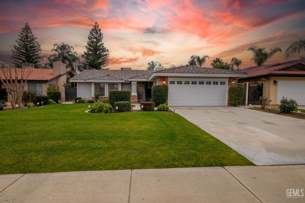 Photo of 7717 Angoras Court, Bakersfield, CA 93308 (MLS # 202600818)