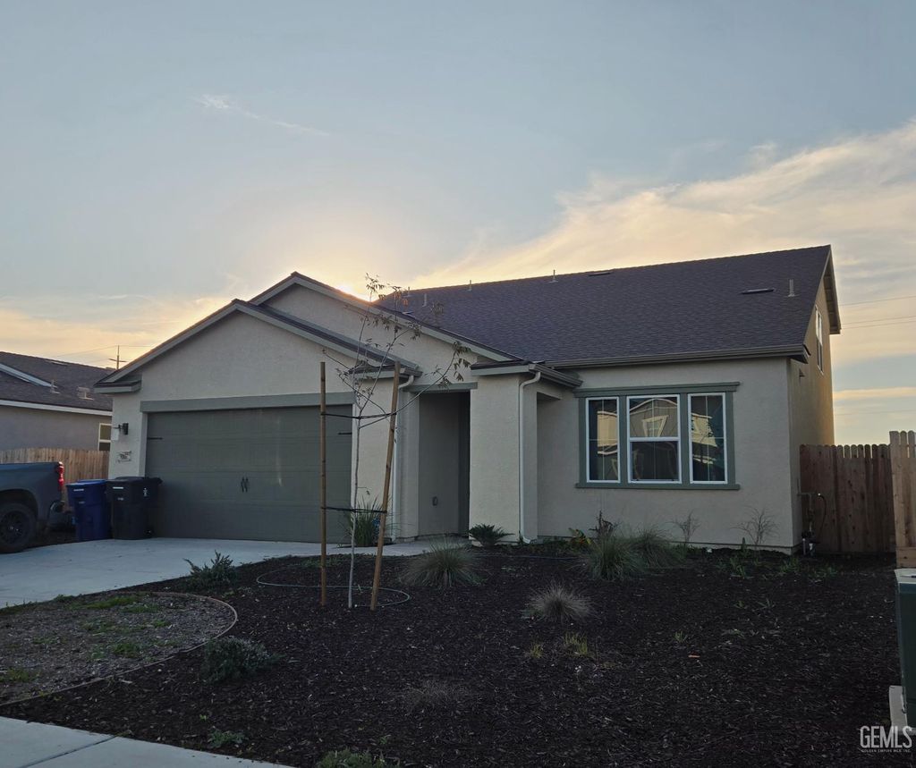 Photo of 9007 Miranda Garden Street, Bakersfield, CA 93311 (MLS # 202600993)