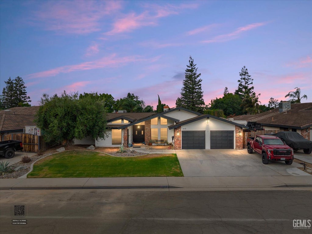 Photo of 5113 Colonial Drive, Bakersfield, CA 93308 (MLS # 202606856)