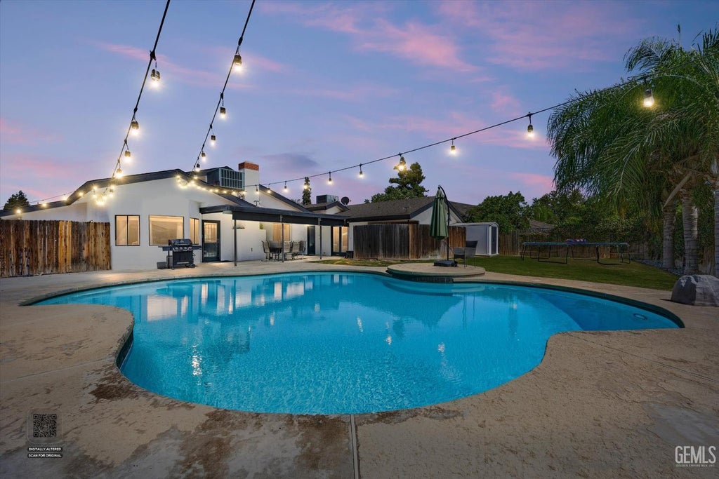 Photo of 5113 Colonial Drive, Bakersfield, CA 93308 (MLS # 202606856)