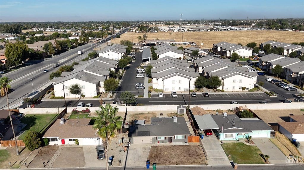 Photo of 2612 Van Buren Place, Bakersfield, CA 93314 (MLS # 202608929)