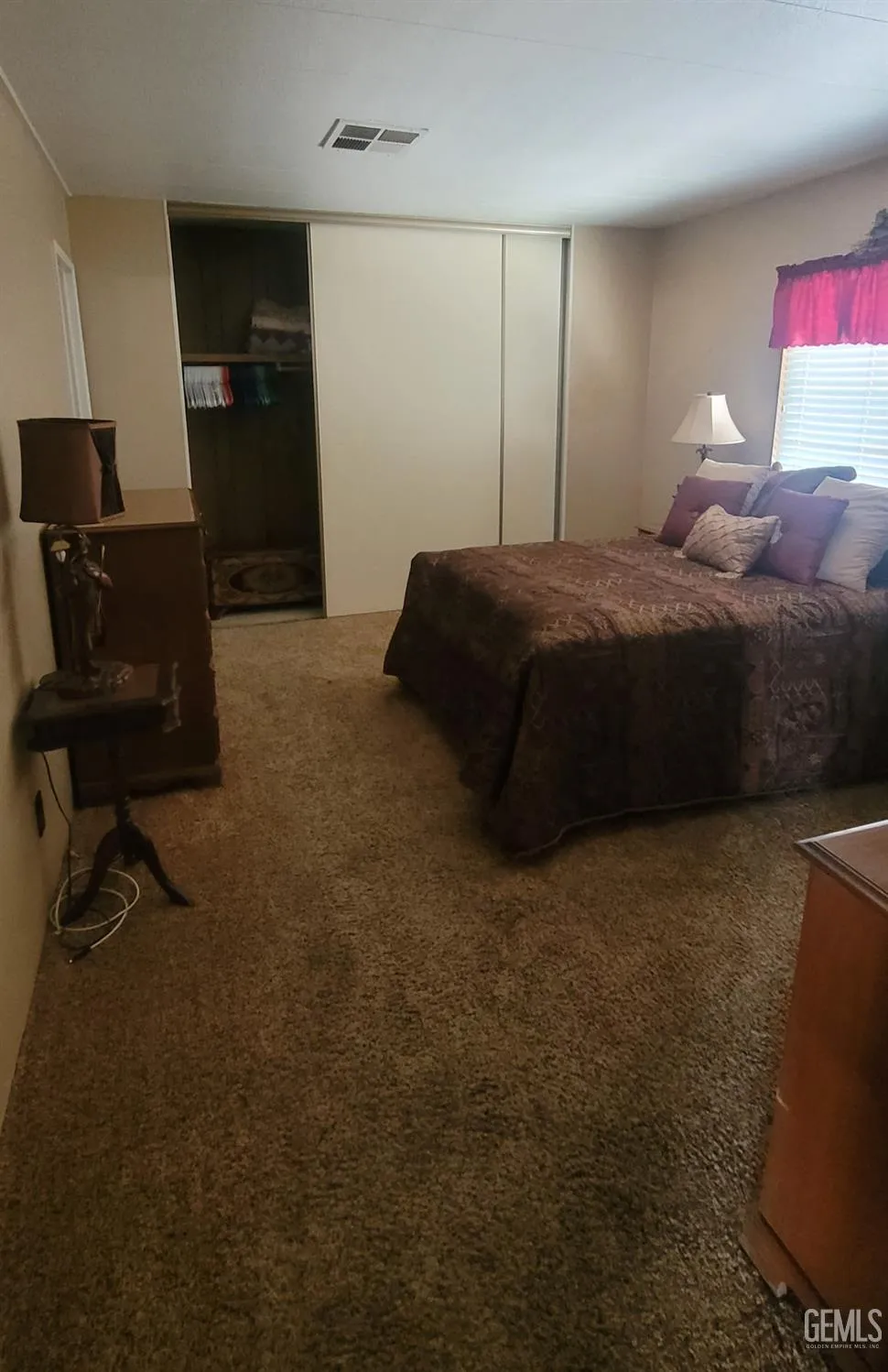 Bakersfield, California 93301, United States, 2 Bedrooms Bedrooms, ,2 BathroomsBathrooms,Residential,Active,224940