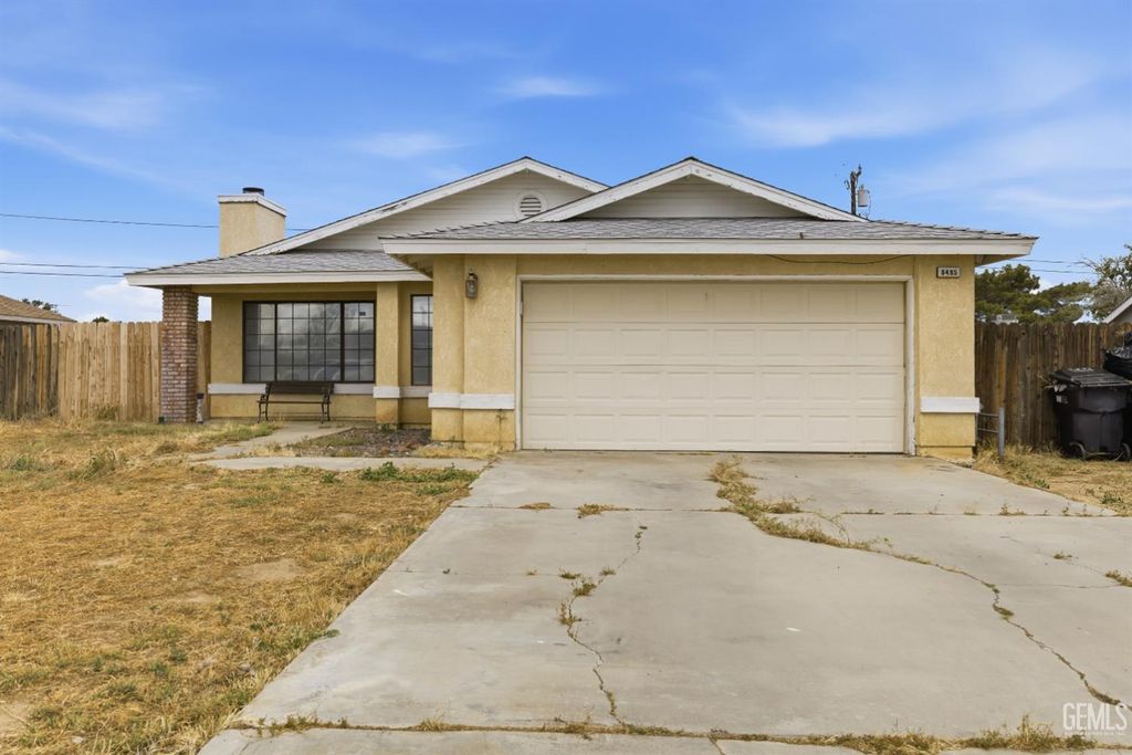 Photo of 8485 Tamarack Avenue, California City, CA 93505 (MLS # 202603942)