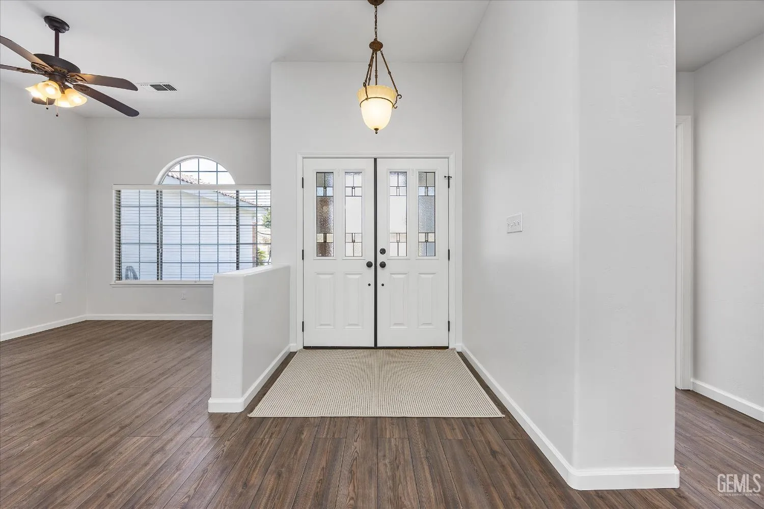 Bakersfield, California 93312, United States, 4 Bedrooms Bedrooms, ,2 BathroomsBathrooms,Residential,Active,212091